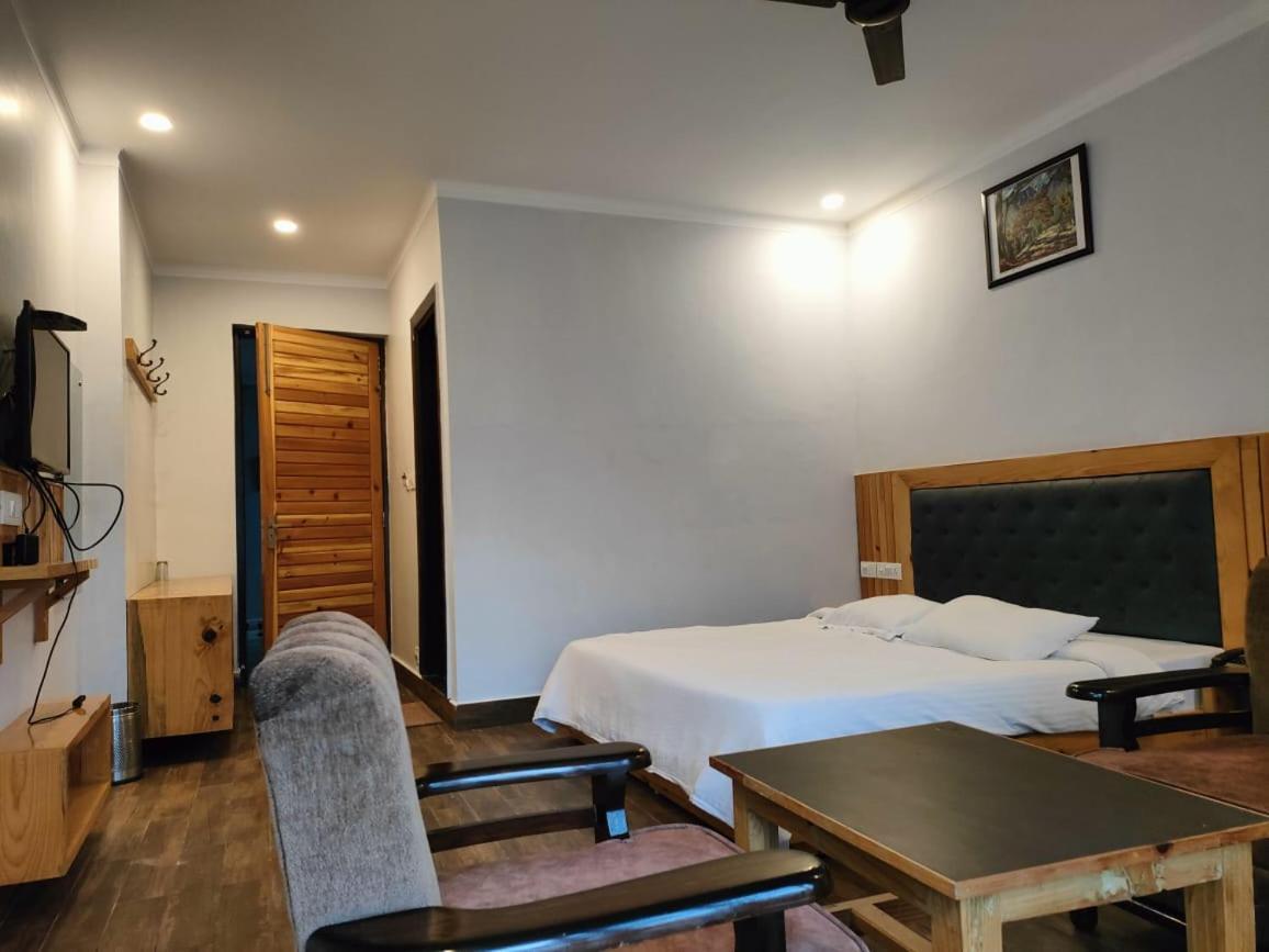 Slate House Hotel Dharamshala Eksteriør billede